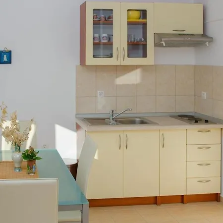 Fuer 4 Personen Ca 40 Qm In Orebic, Dalmatien Sueddalmatien - B62563 Апартаменты Оребич
